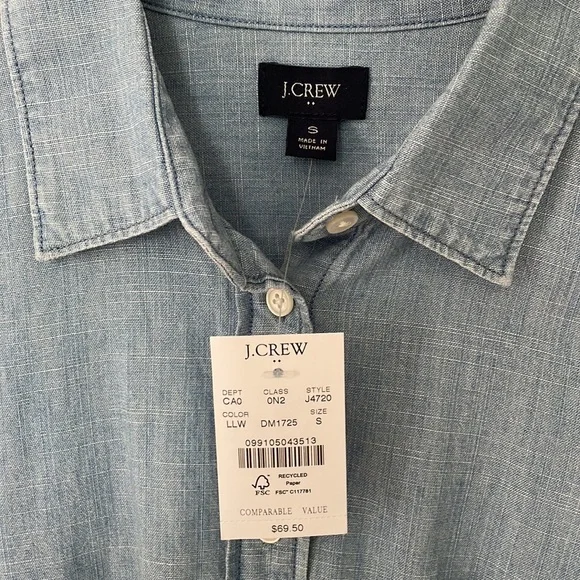 NWT Chambray J.Crew button down - Picture 2 of 3